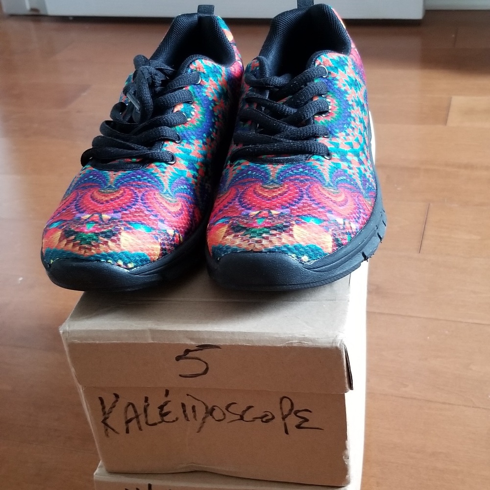 UNUSED New Kaleidoscope sneakers sizes women 5 & 7